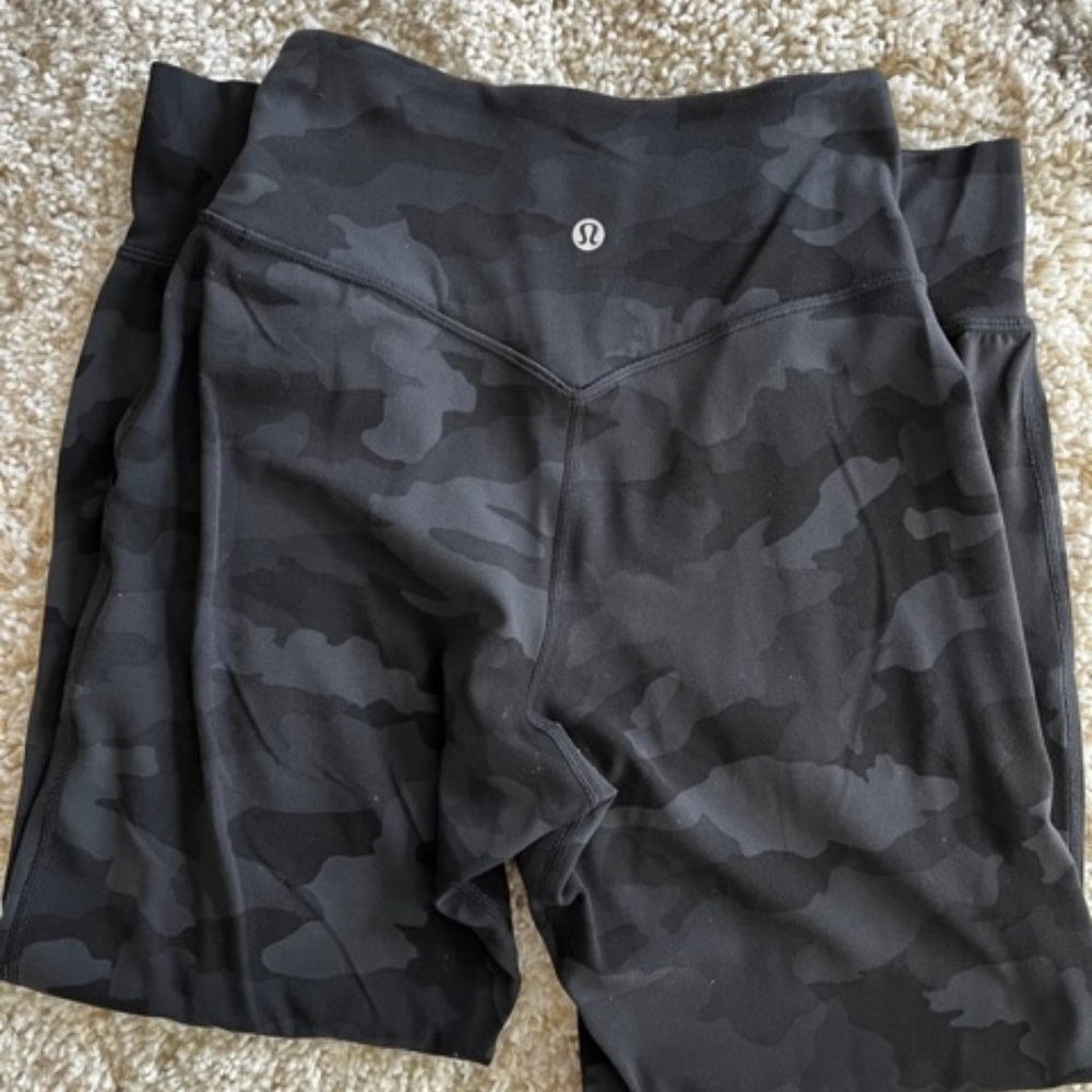 lululemon Align High Rise Cropped Jogger Size2 Heritage 365 Camo Deep Coal Multi